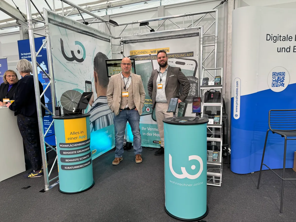 Das Team am WohnScanner-Stand auf der Business Beats 2026